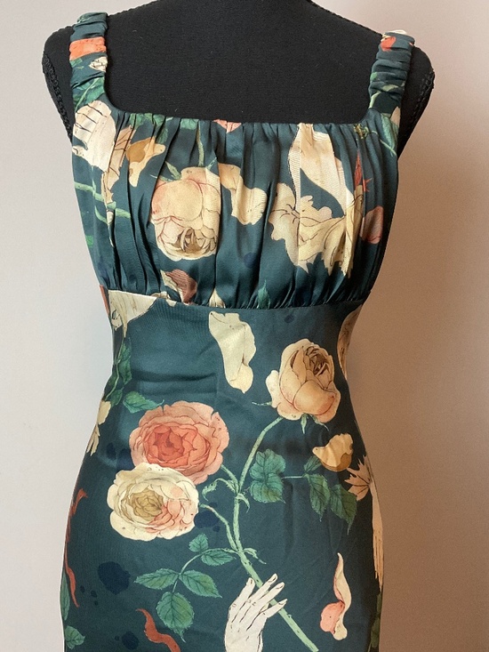 Simple Retro Dresses & Skirts - Elizabeth Retro Printed Midi Dress from the vintage-inspired brand Simple Retro.